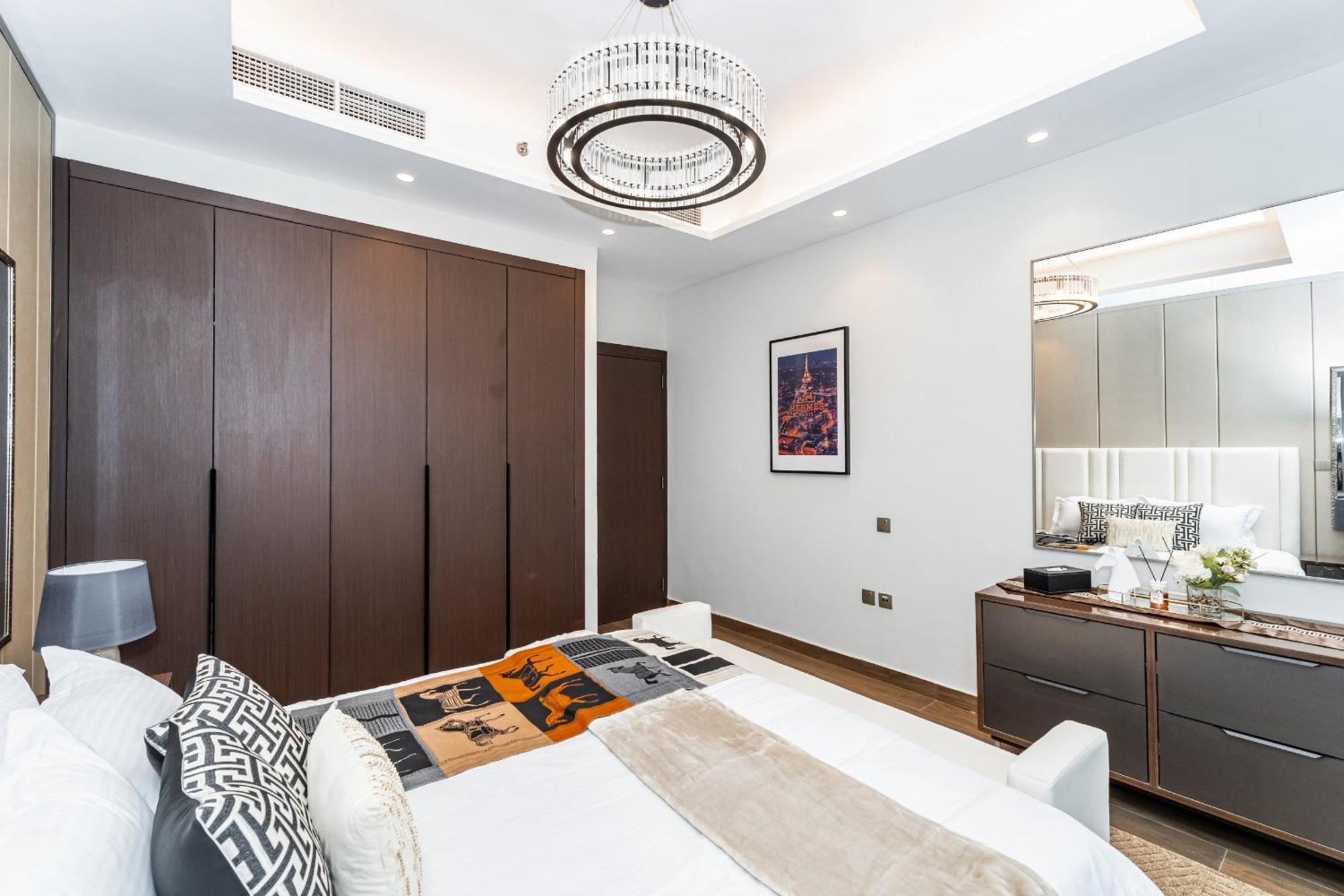 Apartment Brand New 2br In Nobles Tower - Pool Gym And Premium Business Bay Living, Managed By Think Realty Dubai